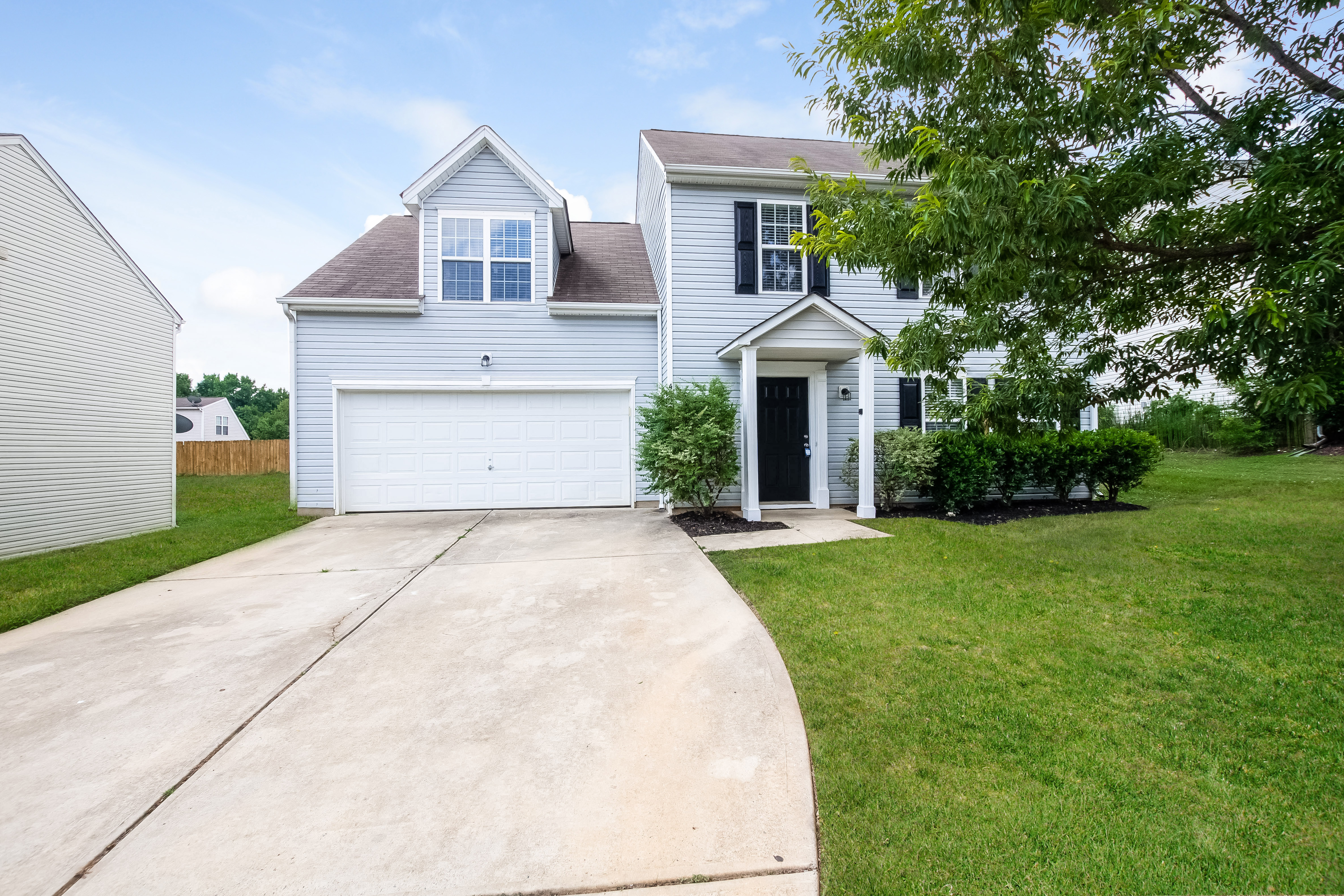 4320 Canipe Dr Charlotte, NC 28269